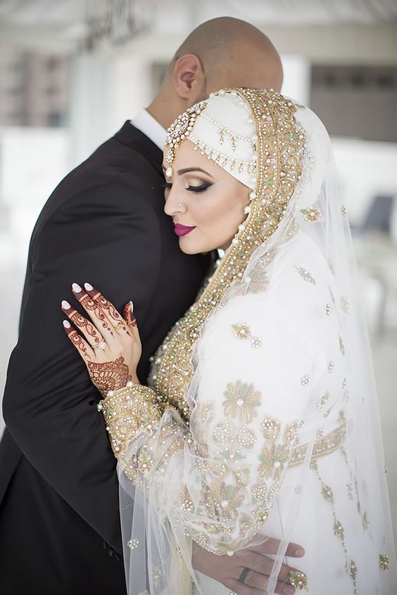 Exploring Traditional Islamic Wedding Dresses