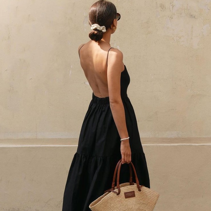 Discover easy tips on how to style a long dress 