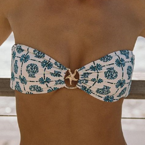 Discover trendy ways to style your bikini 