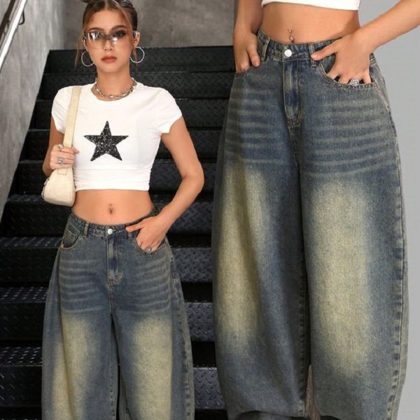 What is Y2K Fashion? A Blast from the Past