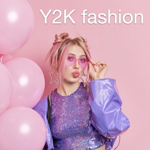  Explore the resurgence of Y2K fashion