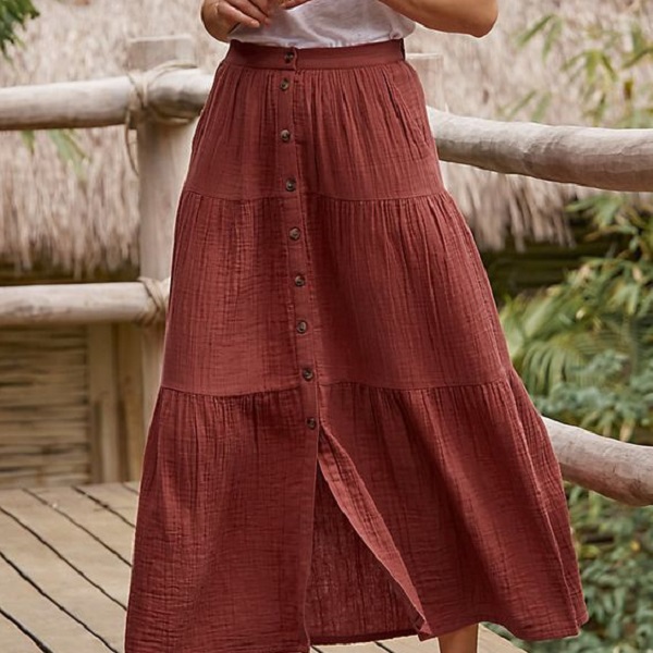 Discover the versatility of skirts for casual wear