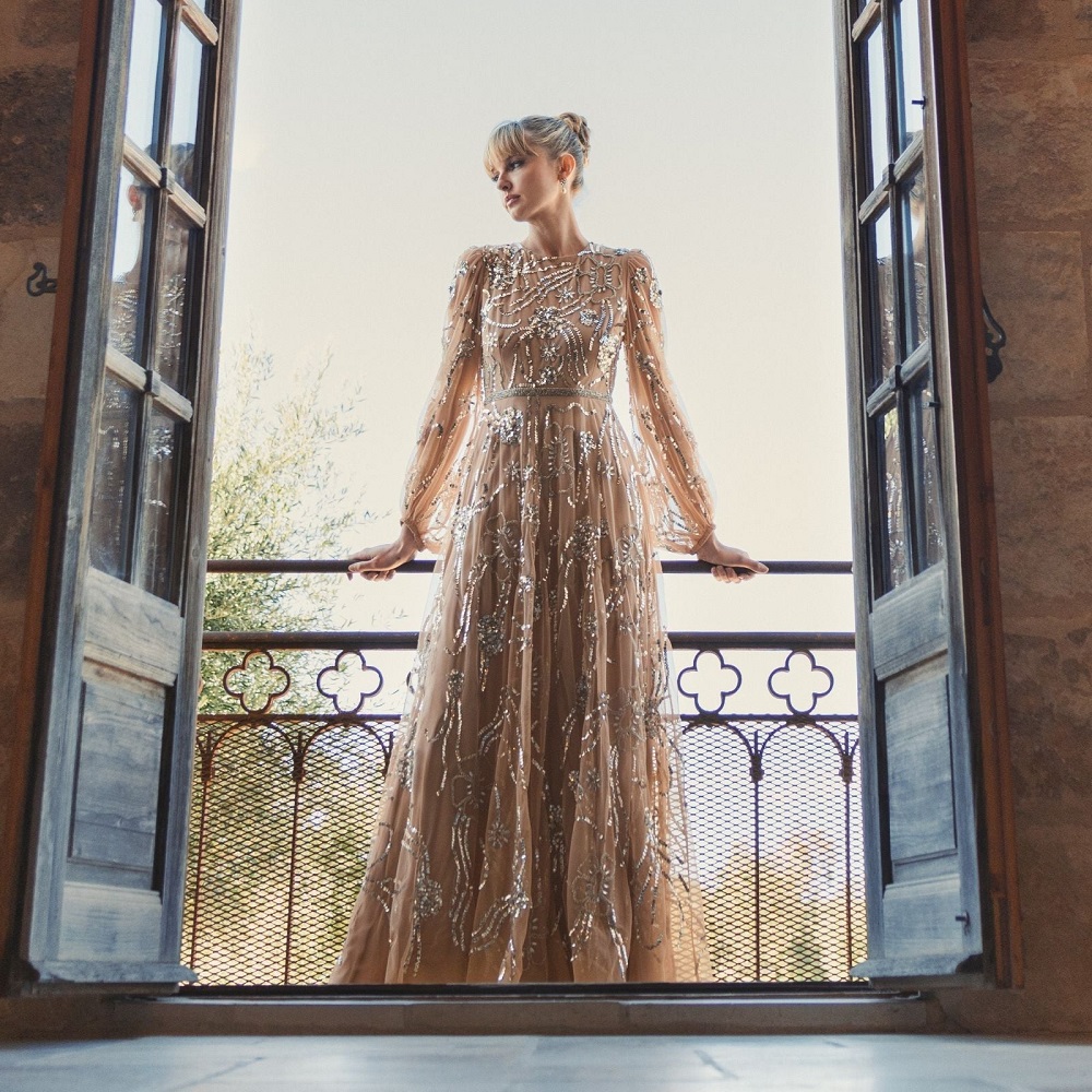 Evening-Gowns-and-Formal-Dresses