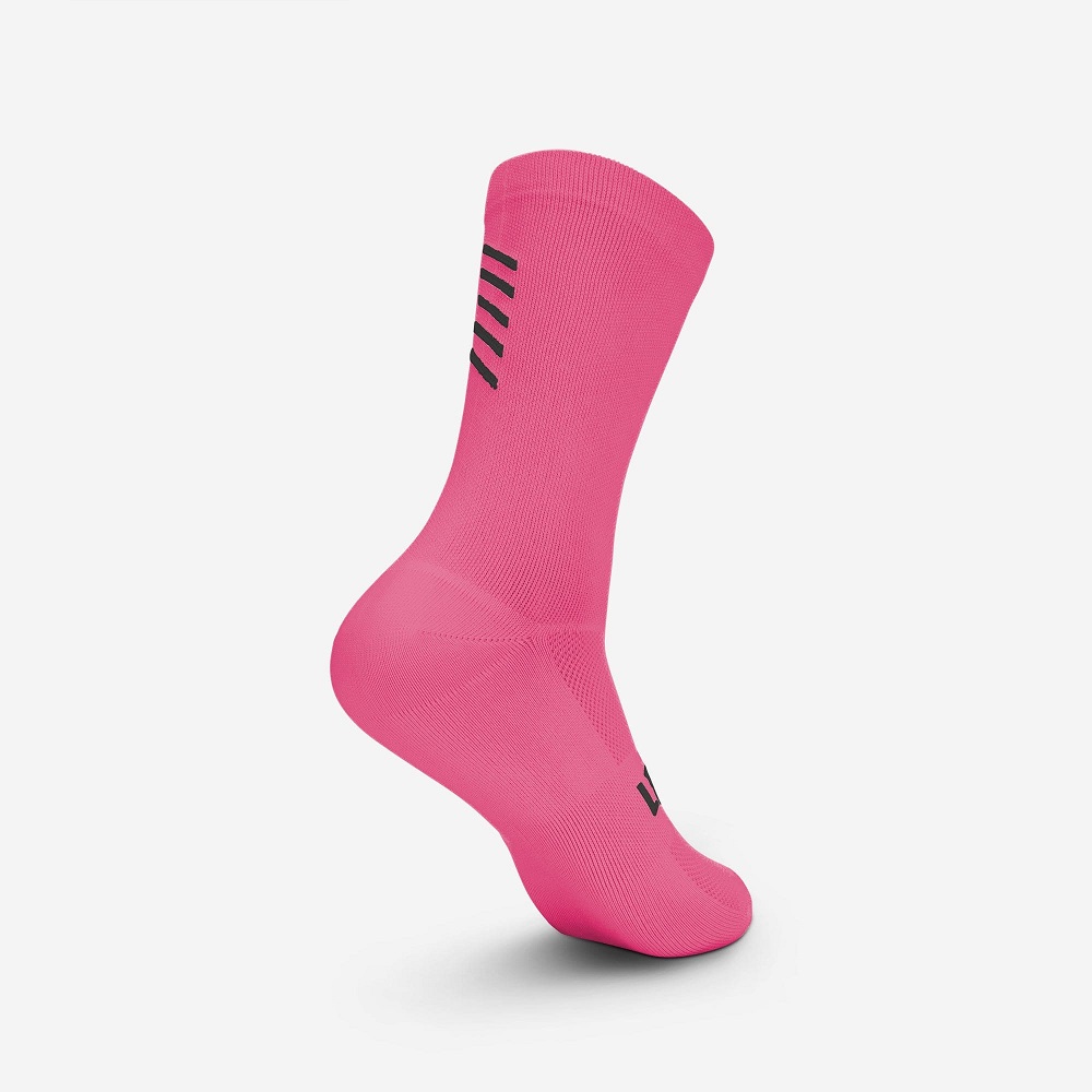 Cycling Socks: Benefits of Investing in Quality Footwear for Cyclists