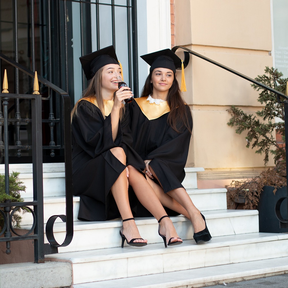graduation gown